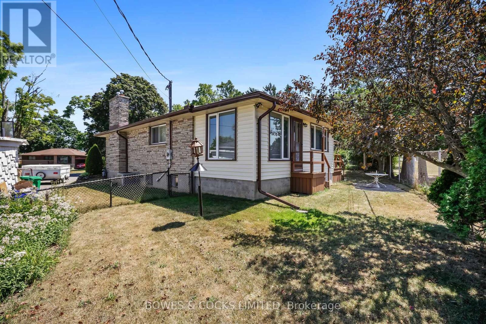 905 Glenholme Avenue, Peterborough North (South), Ontario  K9H 5M4 - Photo 42 - X12305621