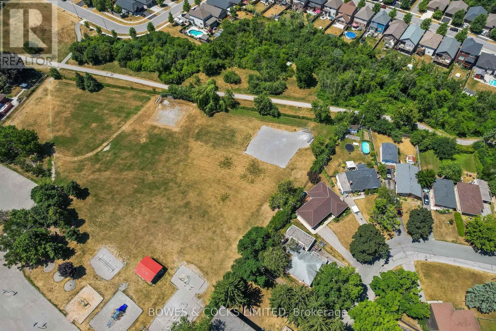 905 Glenholme Avenue, Peterborough North (South), Ontario  K9H 5M4 - Photo 43 - X12305621