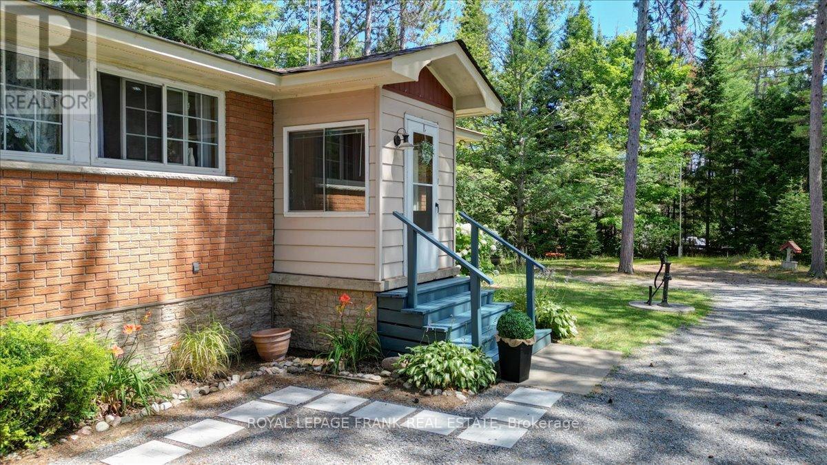 119 Mcfadden Road, North Kawartha, Ontario  K0L 1A0 - Photo 4 - X12305645