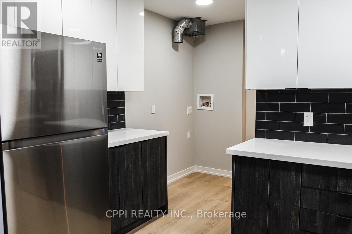 102 - 140 Simcoe Street, Peterborough Central (North), Ontario  K9H 2H5 - Photo 3 - X12305579