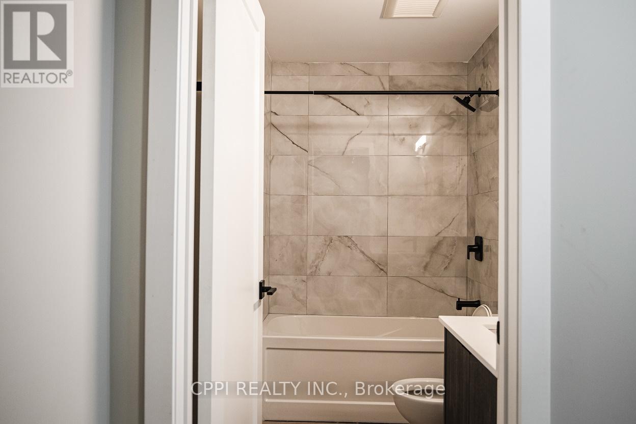 102 - 140 Simcoe Street, Peterborough Central (North), Ontario  K9H 2H5 - Photo 7 - X12305579