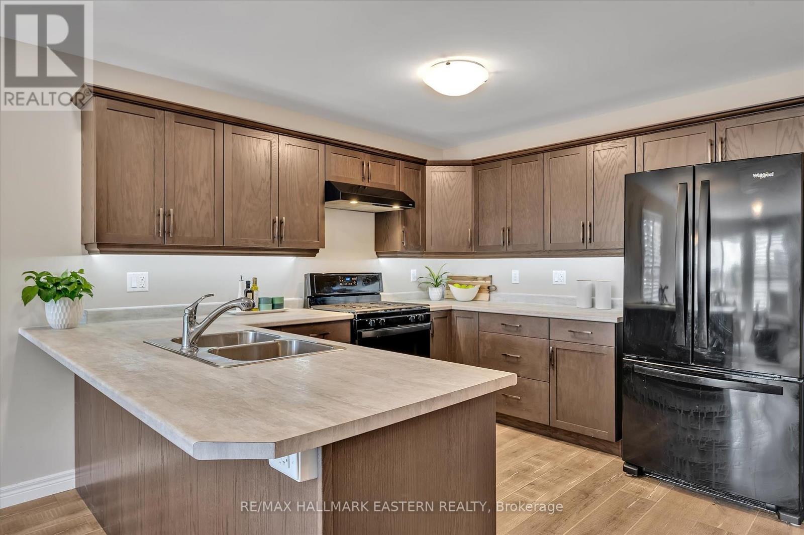 82 Darrell Drain Crescent, Asphodel-Norwood (Norwood), Ontario  K0L 2V0 - Photo 7 - X12305953