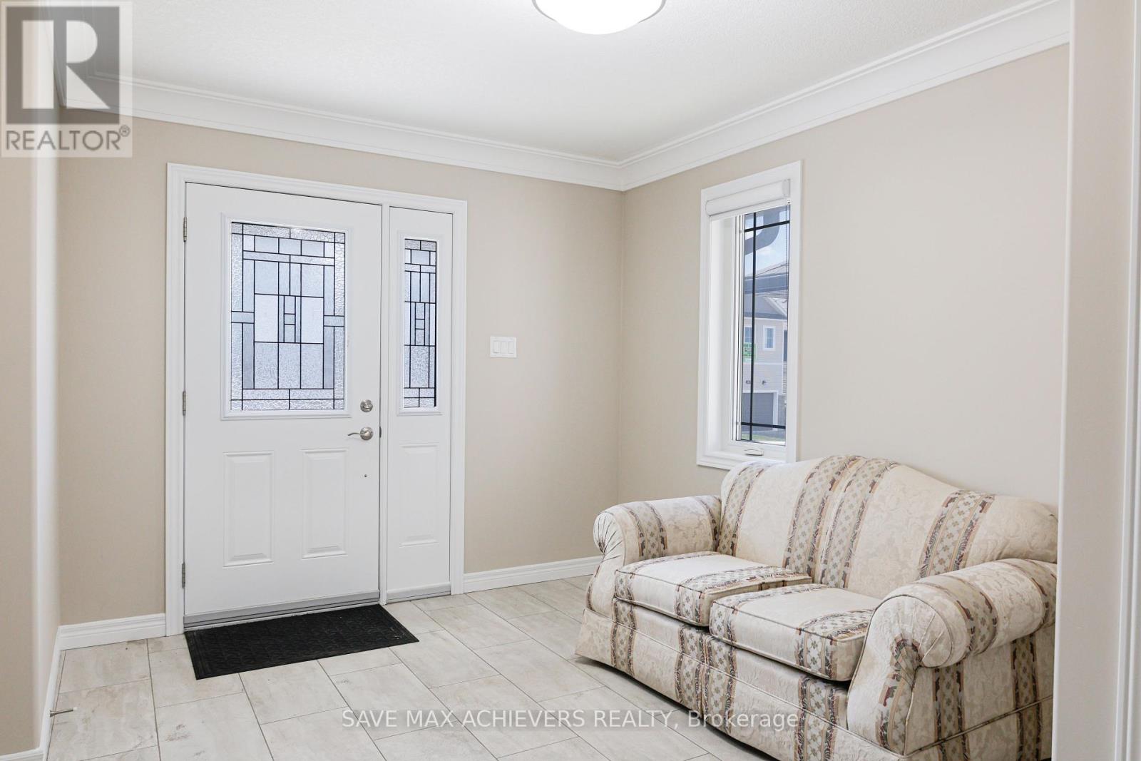 314 Mullighan Gardens, Peterborough North (North), Ontario  K9K 0H2 - Photo 4 - X12306670