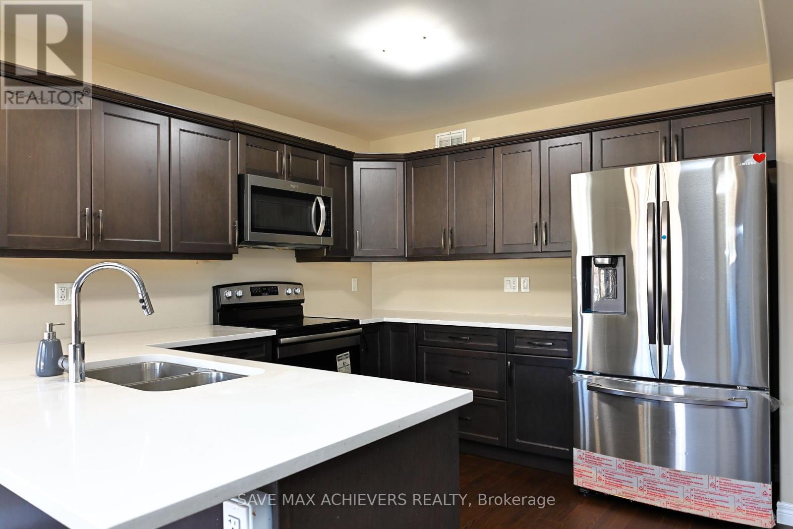 314 Mullighan Gardens, Peterborough North (North), Ontario  K9K 0H2 - Photo 9 - X12306670