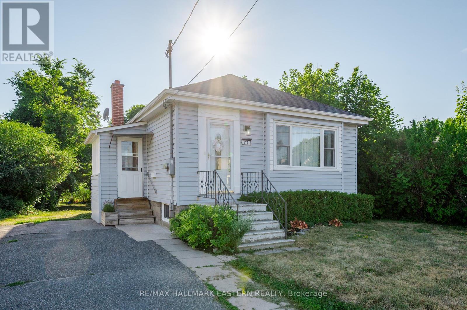 677 ARMOUR ROAD, peterborough east (central), Ontario