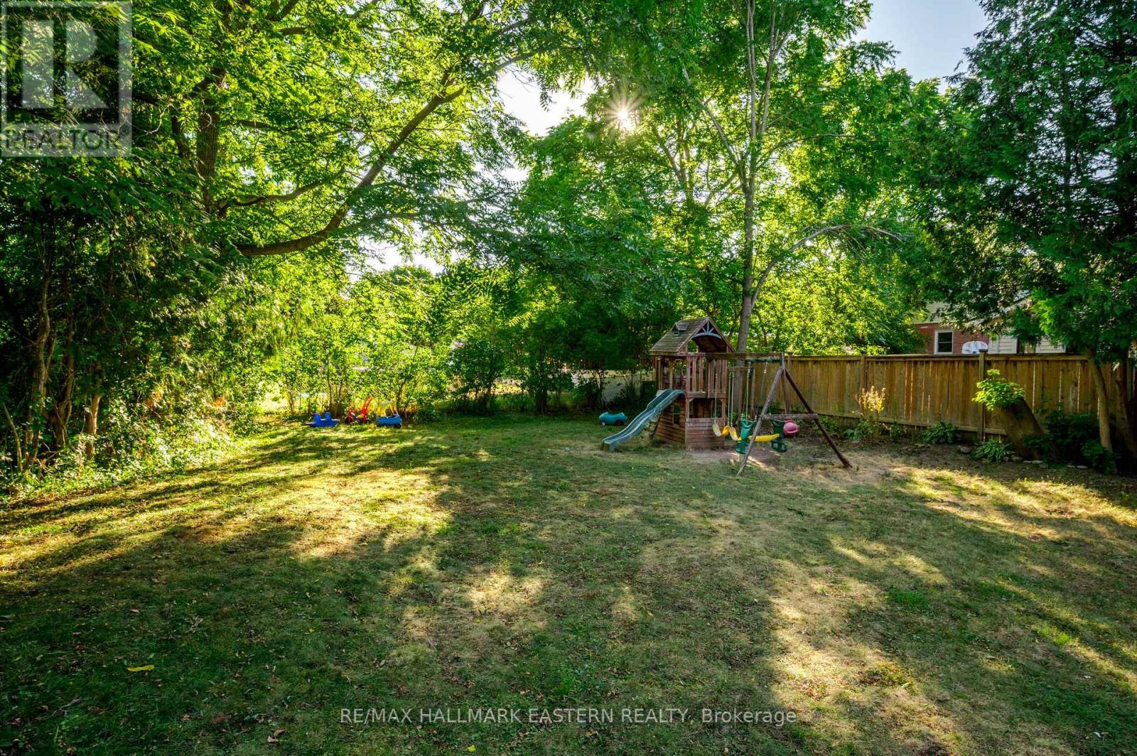 677 Armour Road, Peterborough East (Central), Ontario  K9H 1Z5 - Photo 35 - X12306711
