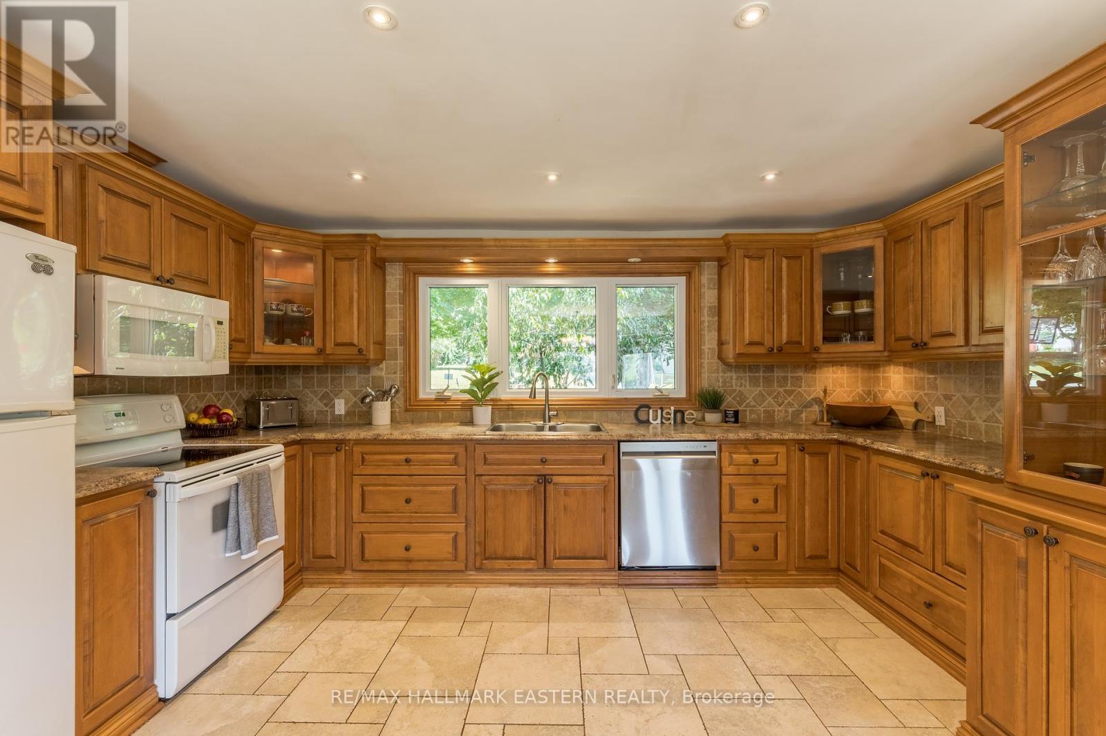 968 Smith Court, Selwyn, Ontario  K0L 1H0 - Photo 19 - X12306734
