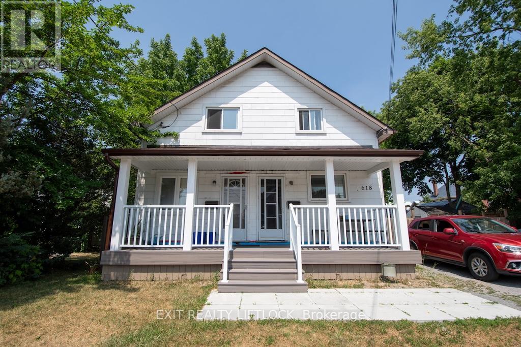 618 BROWN STREET, peterborough central (south), Ontario