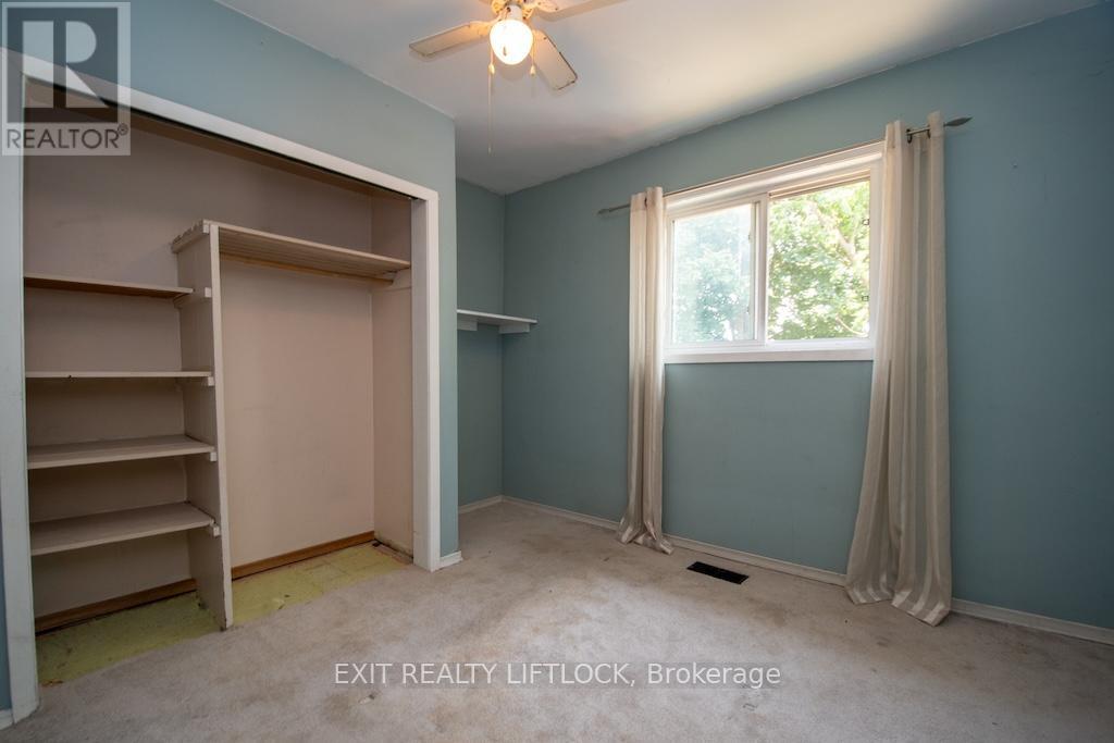 618 Brown Street, Peterborough Central (South), Ontario  K9J 4K5 - Photo 8 - X12306836