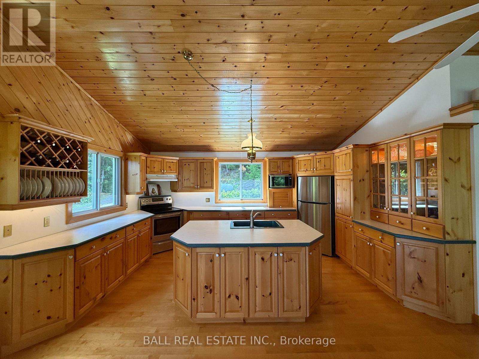 55 Kingfisher Lane, North Kawartha, Ontario  K0L 1A0 - Photo 14 - X12306851