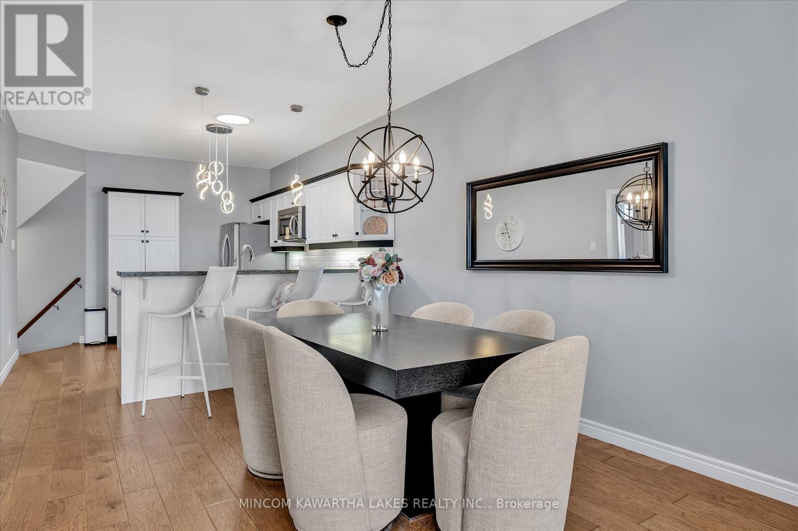 861 Emery Way, Peterborough North (North), Ontario  K9J 0H7 - Photo 11 - X12307025