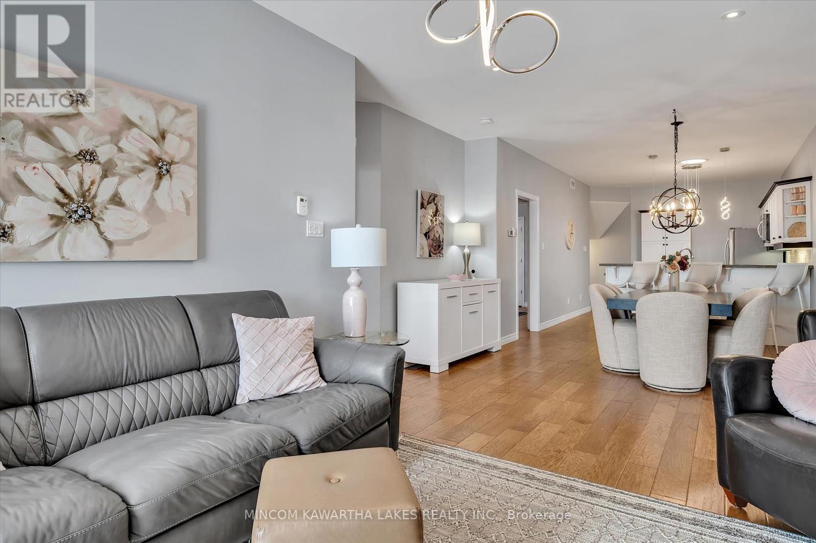 861 Emery Way, Peterborough North (North), Ontario  K9J 0H7 - Photo 15 - X12307025