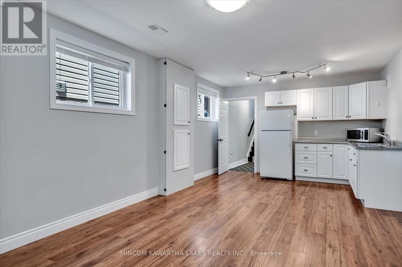 861 Emery Way, Peterborough North (North), Ontario  K9J 0H7 - Photo 29 - X12307025