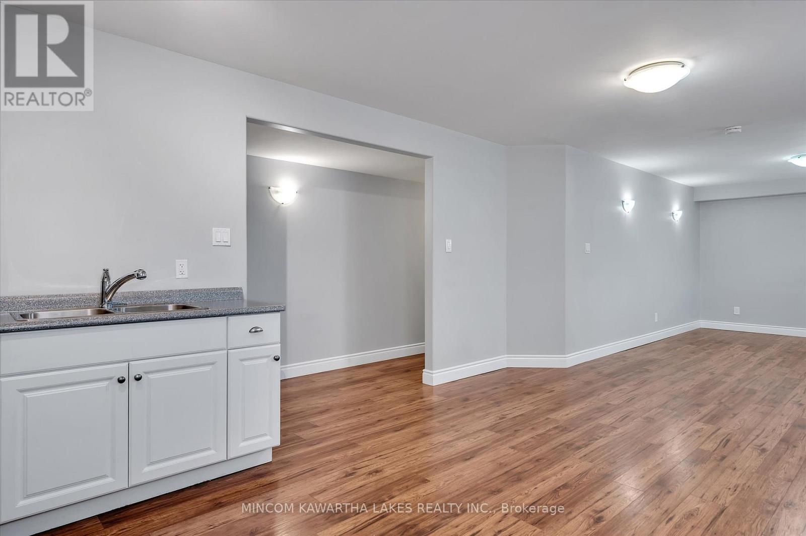 861 Emery Way, Peterborough North (North), Ontario  K9J 0H7 - Photo 32 - X12307025