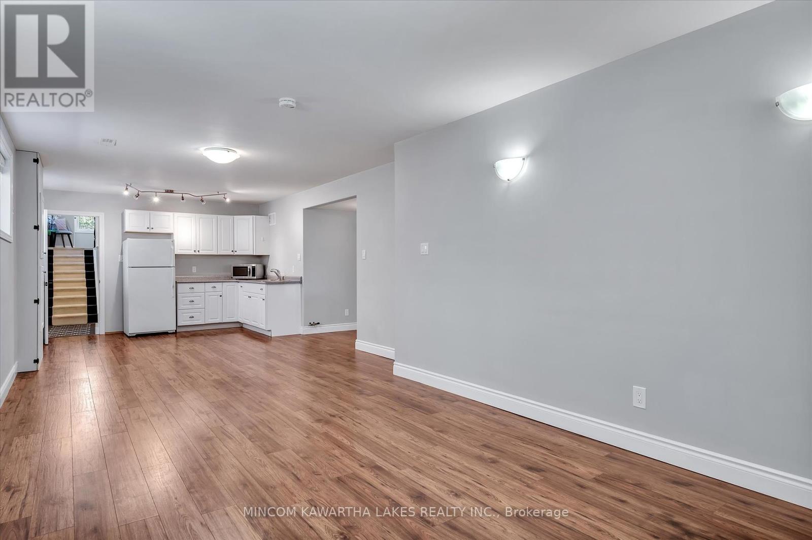 861 Emery Way, Peterborough North (North), Ontario  K9J 0H7 - Photo 33 - X12307025