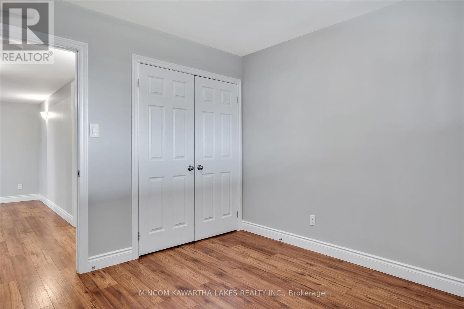 861 Emery Way, Peterborough North (North), Ontario  K9J 0H7 - Photo 36 - X12307025