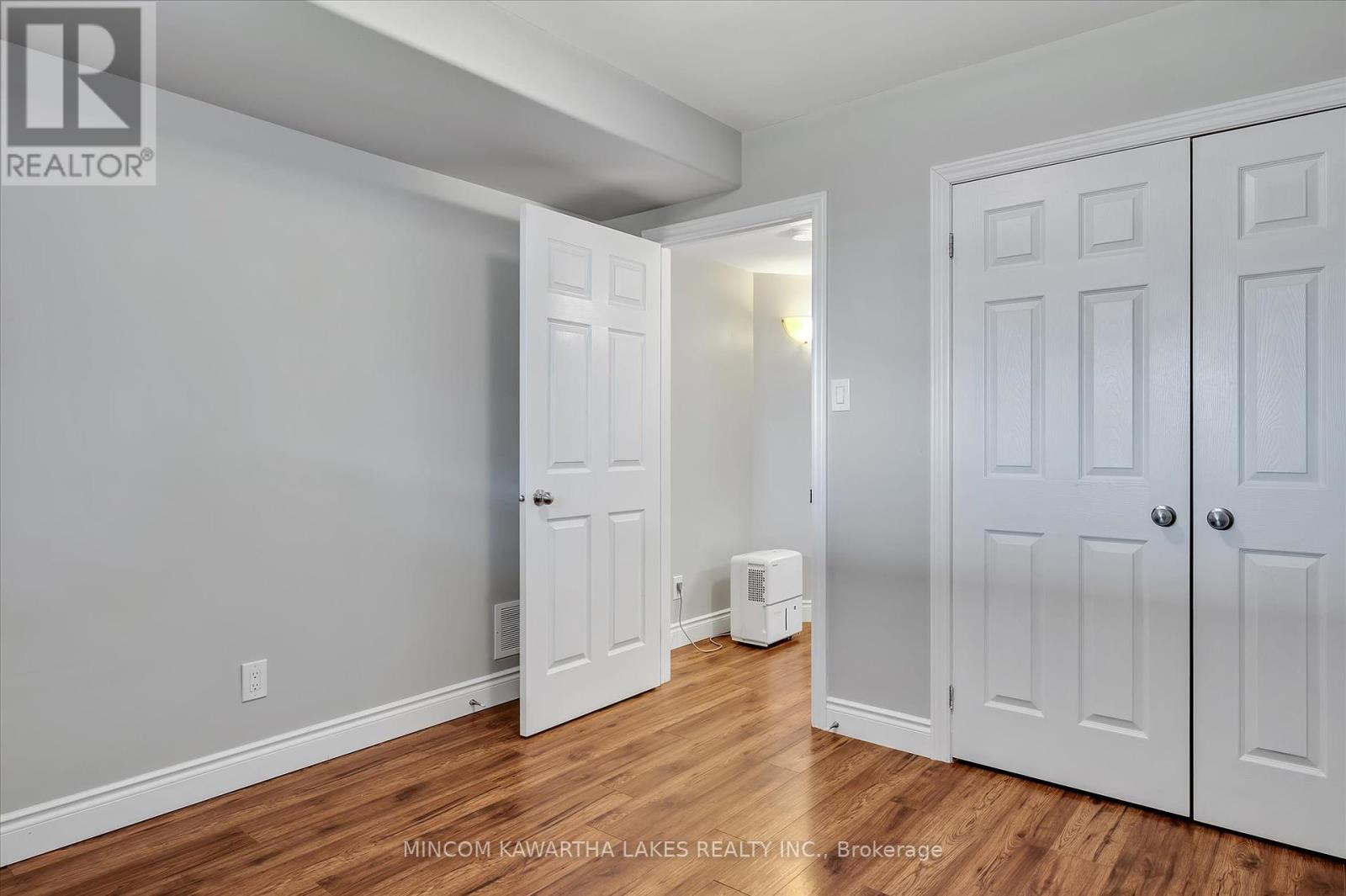 861 Emery Way, Peterborough North (North), Ontario  K9J 0H7 - Photo 37 - X12307025