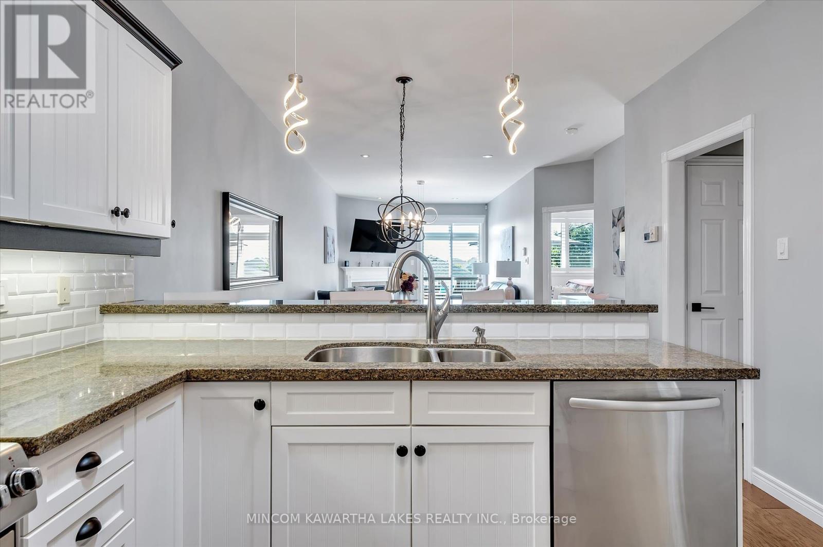 861 Emery Way, Peterborough North (North), Ontario  K9J 0H7 - Photo 6 - X12307025