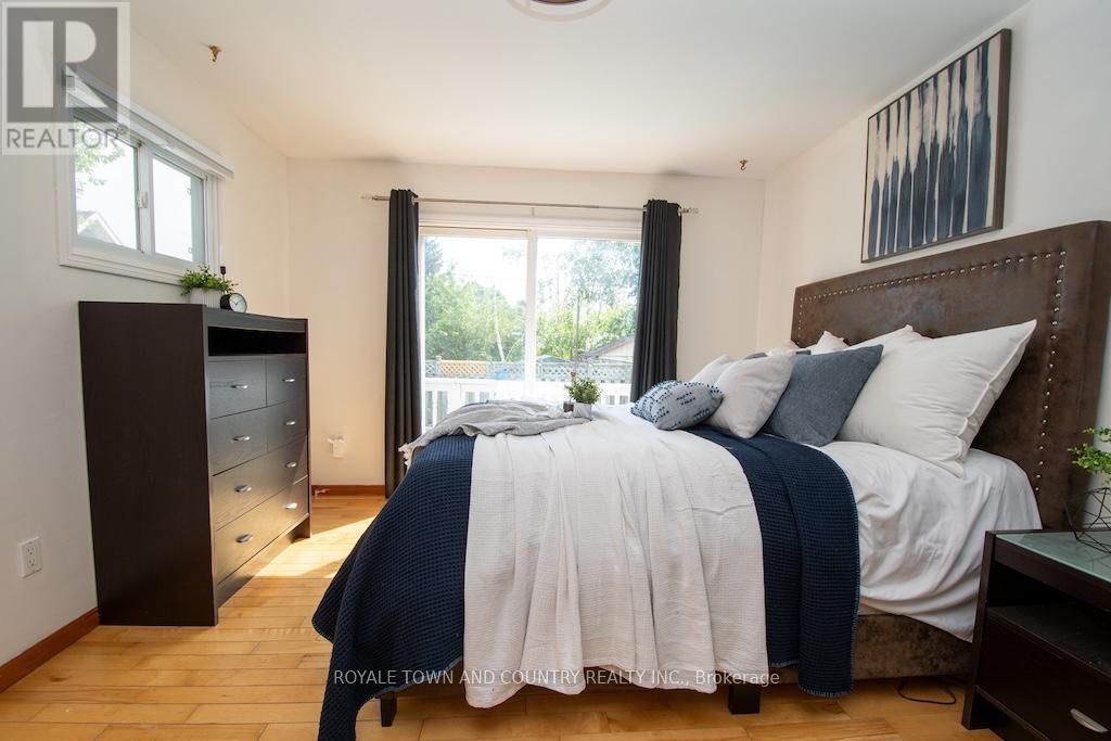 22 St Lawrence Street, Kawartha Lakes (Lindsay), Ontario  K9V 2J9 - Photo 18 - X12307120