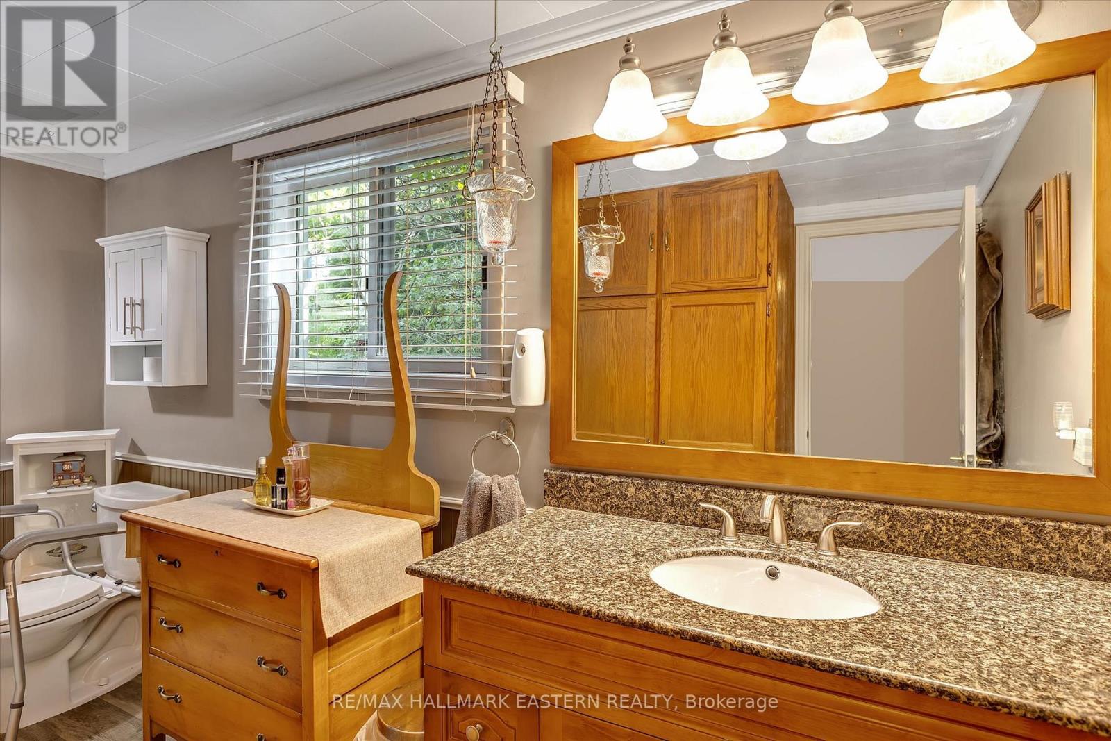 51 Darling Drive, Selwyn, Ontario  K0L 2W0 - Photo 19 - X12307164
