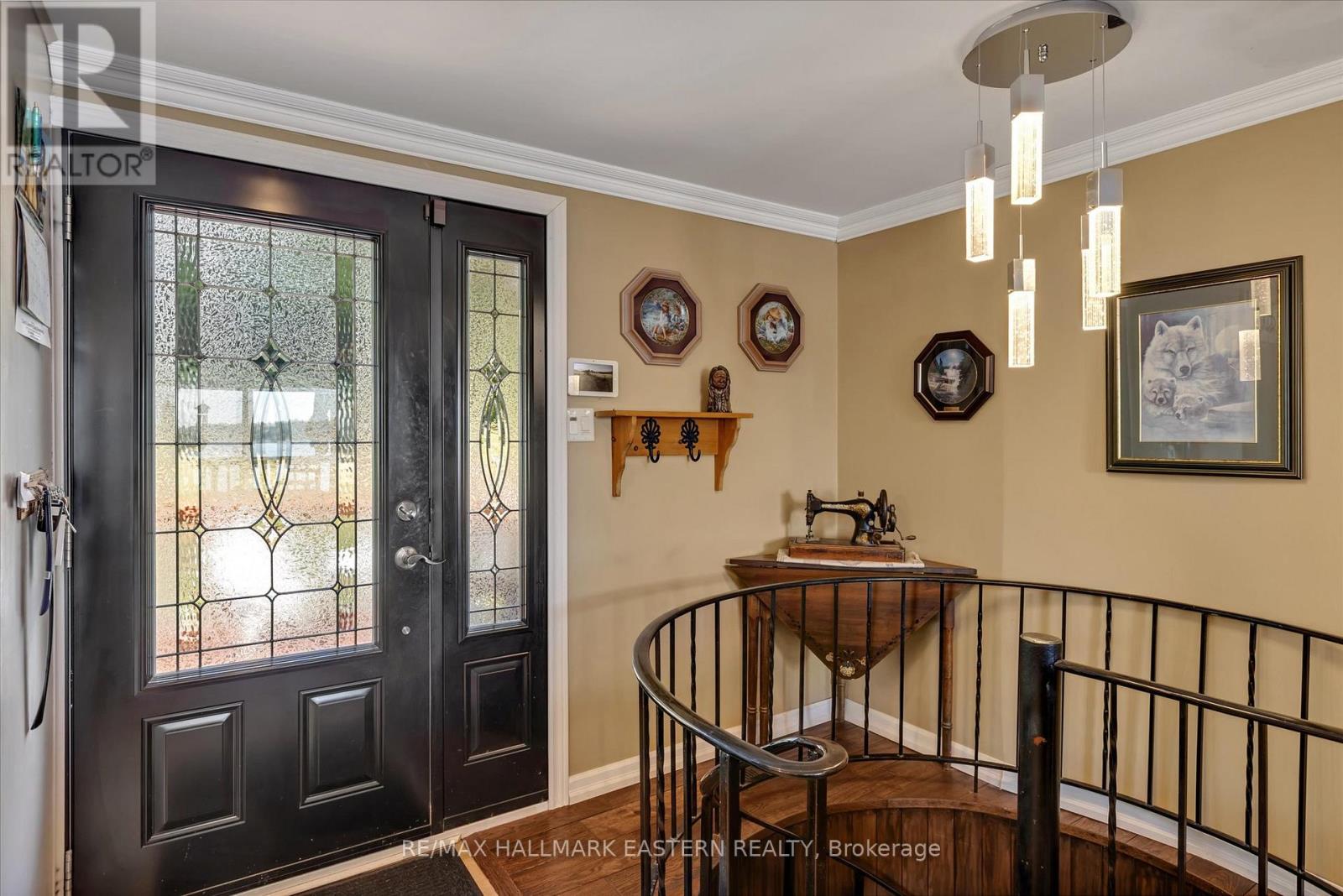 51 Darling Drive, Selwyn, Ontario  K0L 2W0 - Photo 4 - X12307164