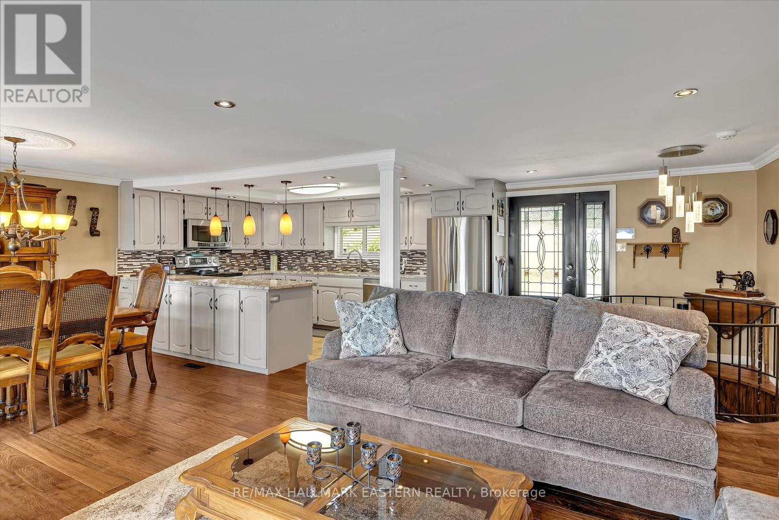 51 Darling Drive, Selwyn, Ontario  K0L 2W0 - Photo 7 - X12307164