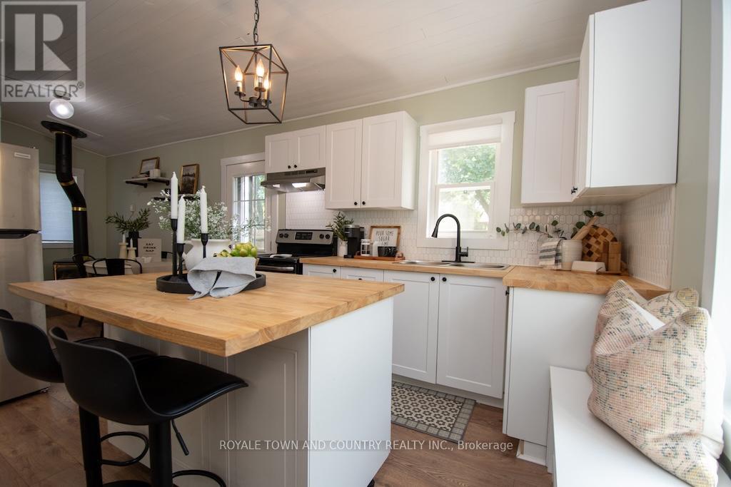 38 St Patrick Street, Kawartha Lakes (Lindsay), Ontario  K9V 1R3 - Photo 15 - X12307204