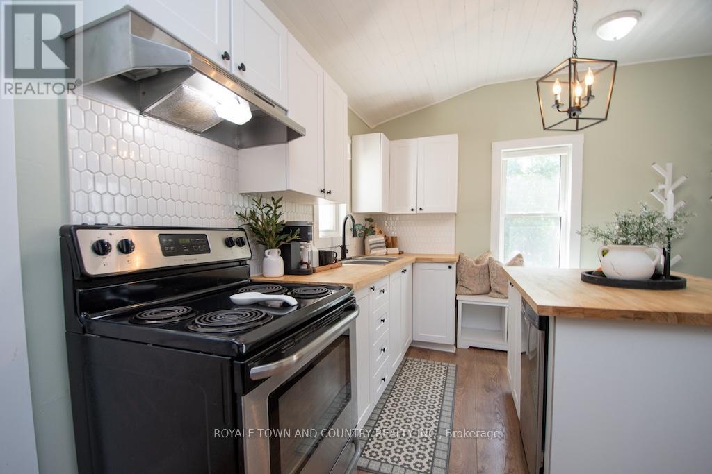 38 St Patrick Street, Kawartha Lakes (Lindsay), Ontario  K9V 1R3 - Photo 18 - X12307204