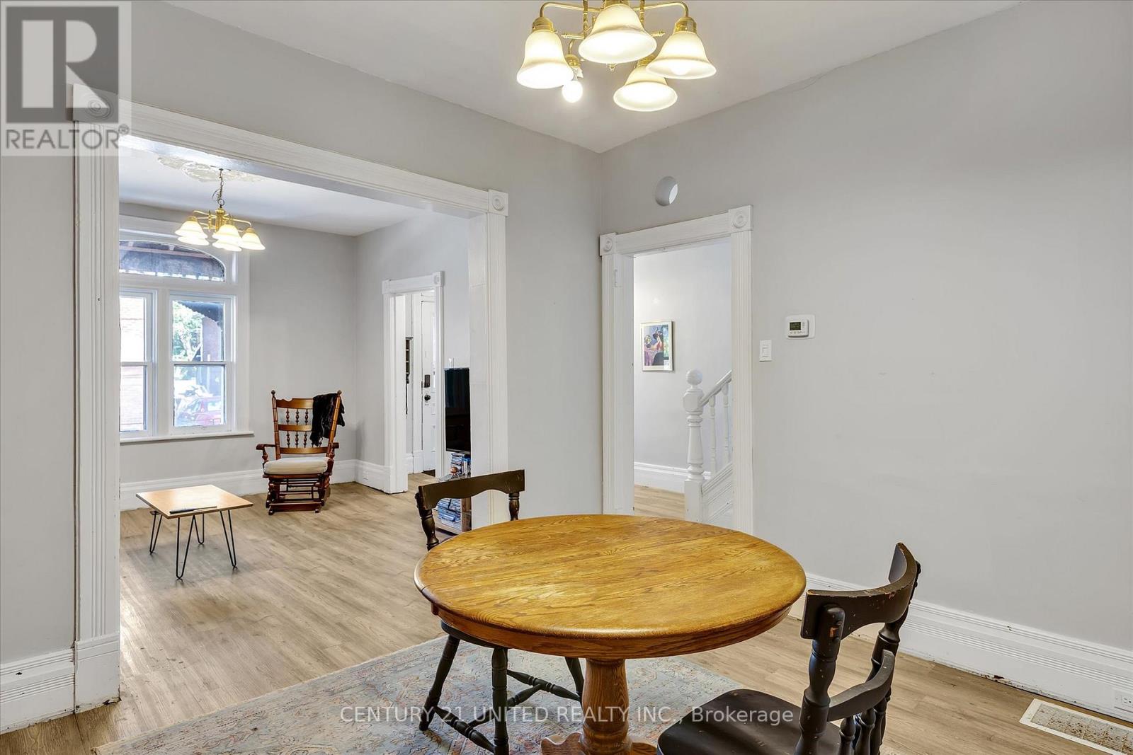 45 Lafayette Avenue, Peterborough Central (South), Ontario  K9J 5C1 - Photo 12 - X12307270