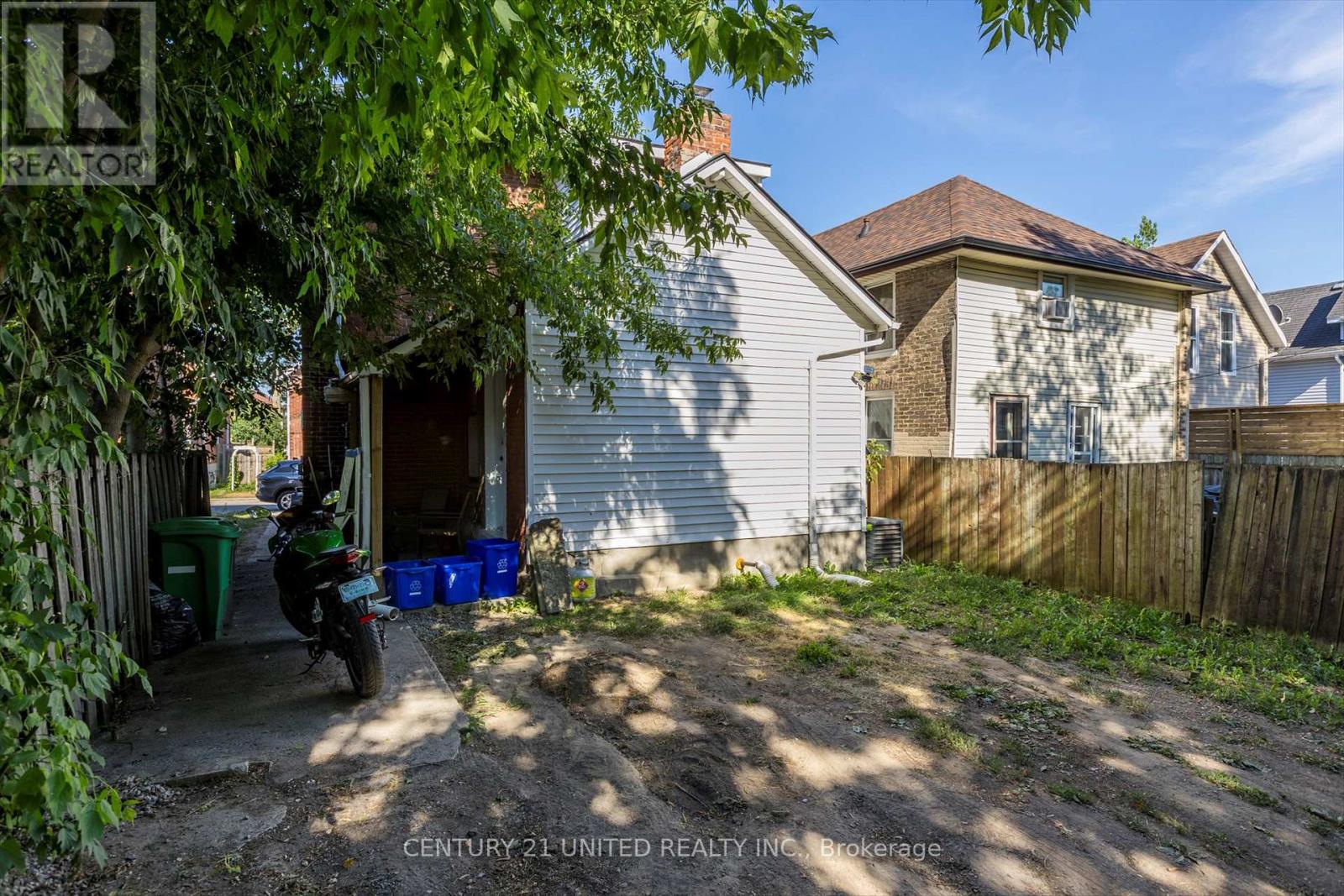 45 Lafayette Avenue, Peterborough Central (South), Ontario  K9J 5C1 - Photo 45 - X12307270