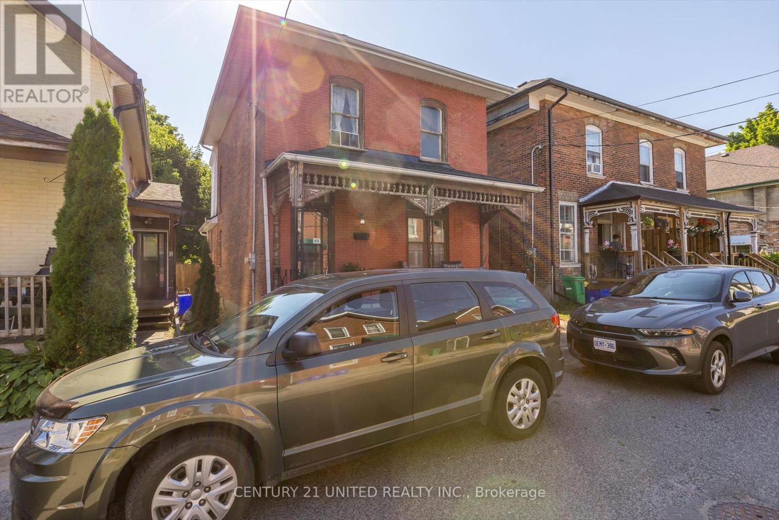 45 Lafayette Avenue, Peterborough Central (South), Ontario  K9J 5C1 - Photo 6 - X12307270