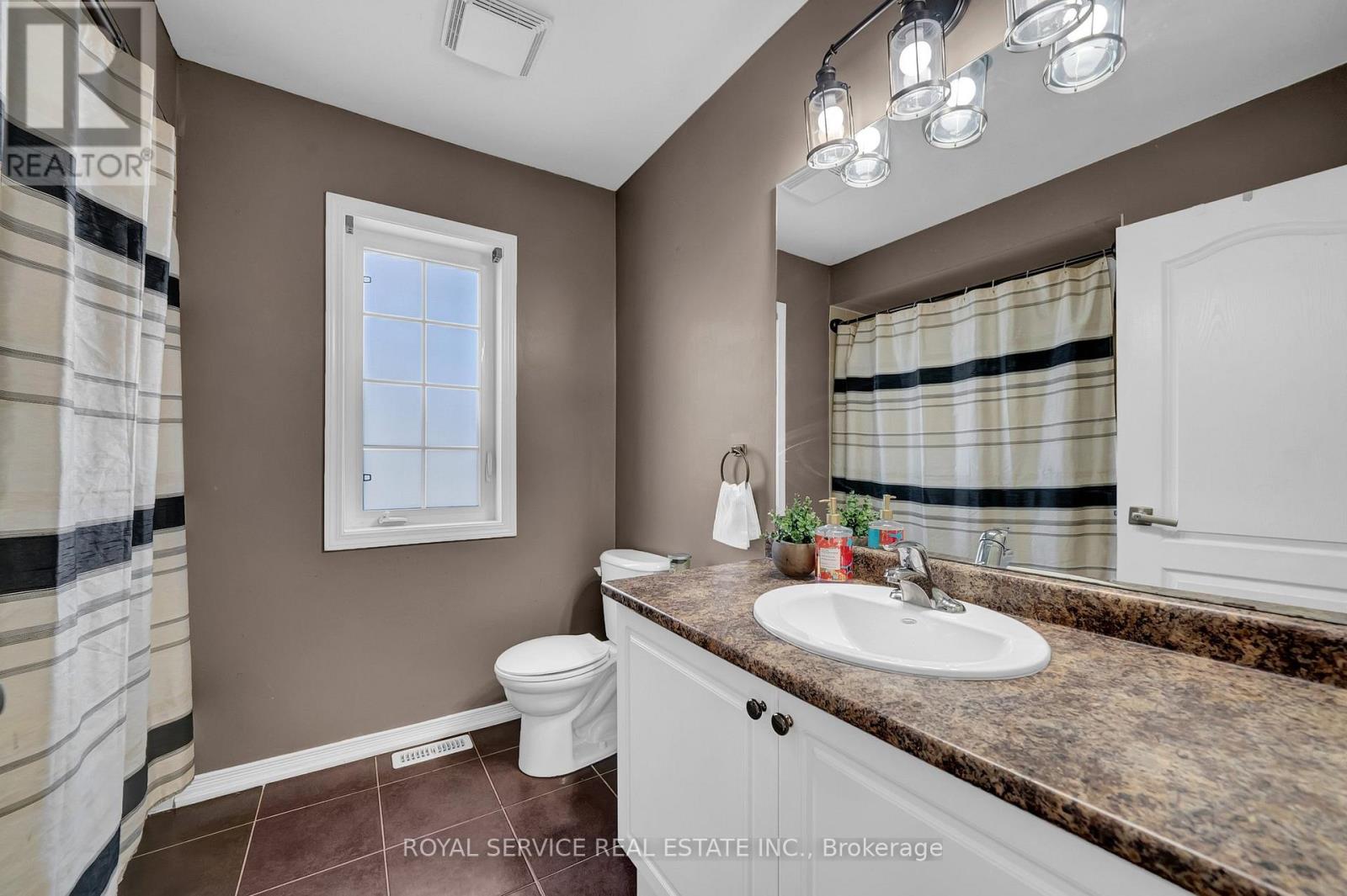 35 Alldread Crescent, Clarington (Newcastle), Ontario  L1B 0C2 - Photo 26 - E12307476