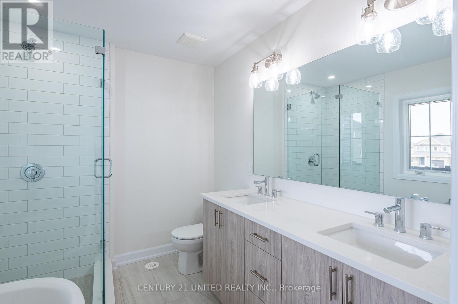 319 Mullighan Gardens, Peterborough North (North), Ontario  K9K 0H2 - Photo 20 - X12307318