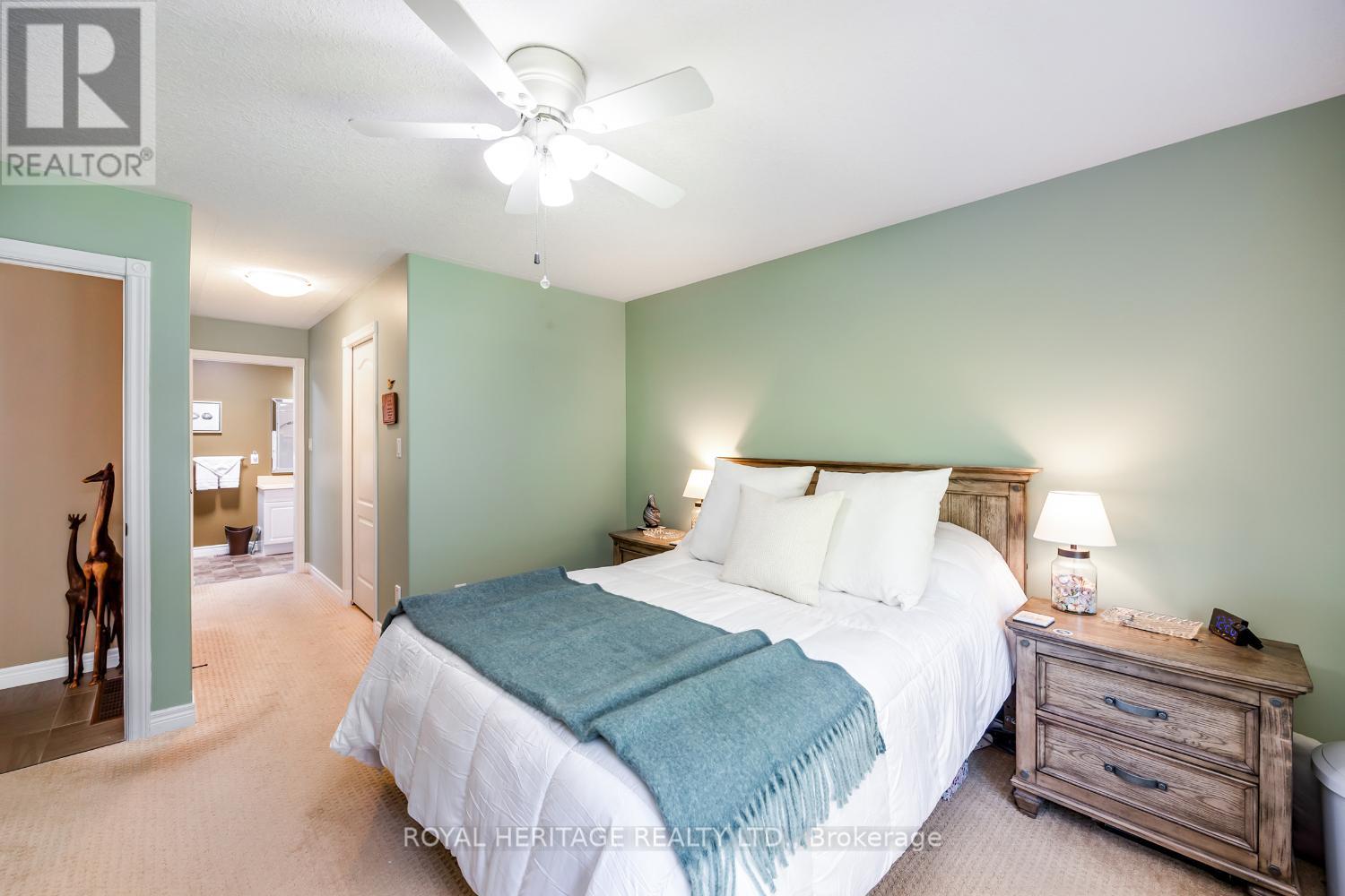 162 - 301 Carnegie Avenue, Peterborough North (University Heights), Ontario  K9L 0G1 - Photo 23 - X12307320