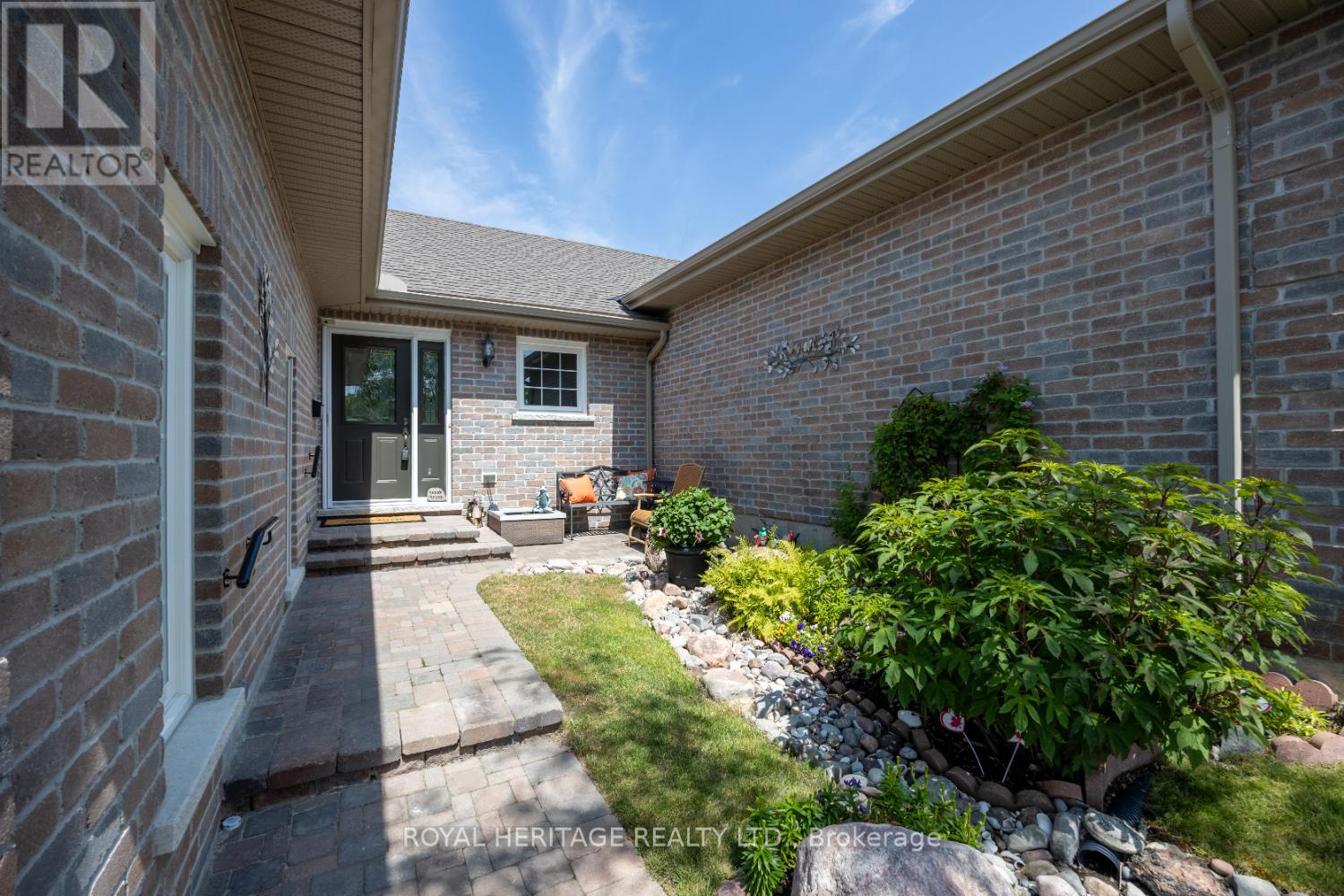 162 - 301 Carnegie Avenue, Peterborough North (University Heights), Ontario  K9L 0G1 - Photo 38 - X12307320