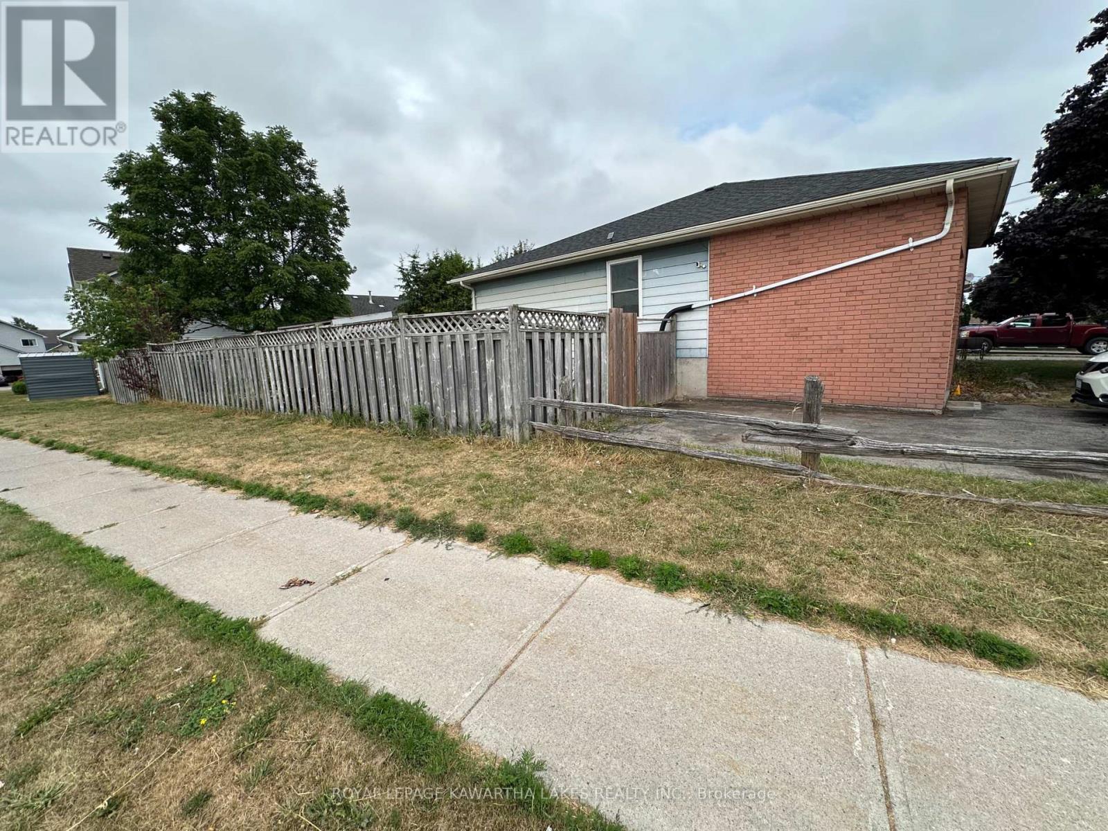 317 William Street N, Kawartha Lakes (Lindsay), Ontario  K9V 6A6 - Photo 38 - X12307505