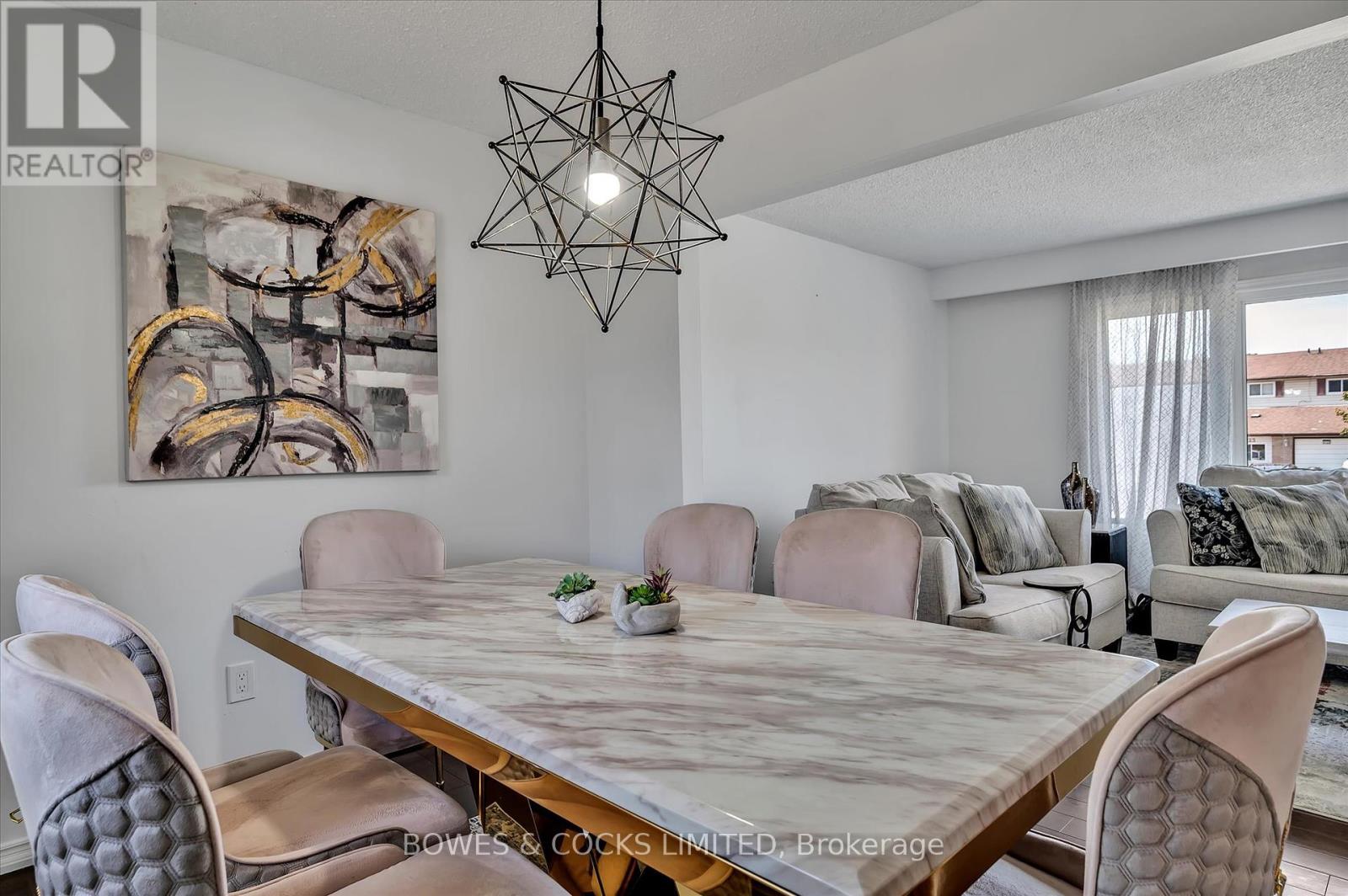2126 Walker Avenue, Peterborough East (South), Ontario  K9L 1S1 - Photo 13 - X12307600