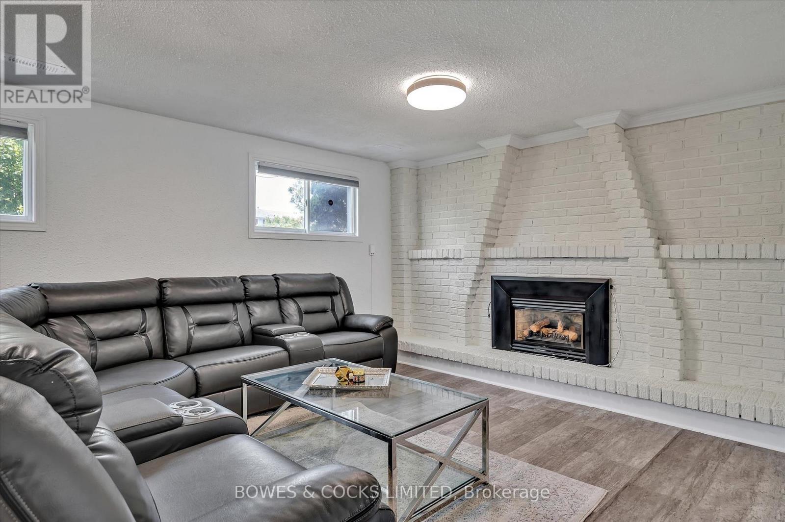 2126 Walker Avenue, Peterborough East (South), Ontario  K9L 1S1 - Photo 28 - X12307600