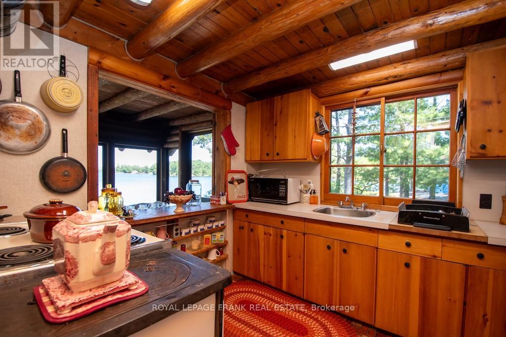 144/149 Island 22 Kasshabog Lake, Havelock-Belmont-Methuen, Ontario  K0L 2H0 - Photo 10 - X12307708