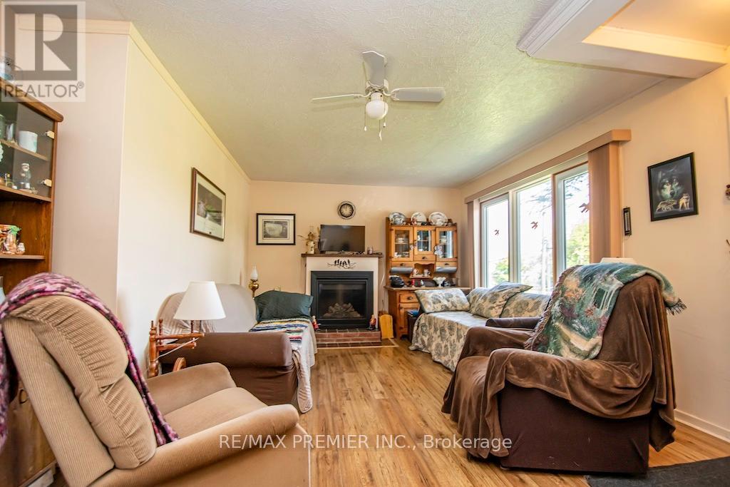 2704 Television Road, Douro-Dummer, Ontario  K9L 1E5 - Photo 8 - X12307634
