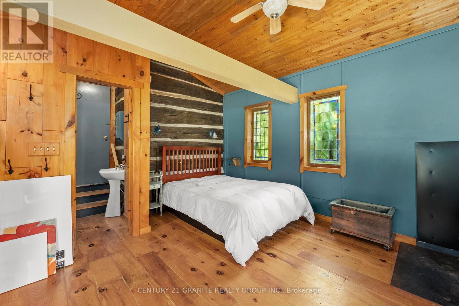 291 Hillsview Road, Hastings Highlands (Monteagle Ward), Ontario  K0L 2S0 - Photo 15 - X12307918