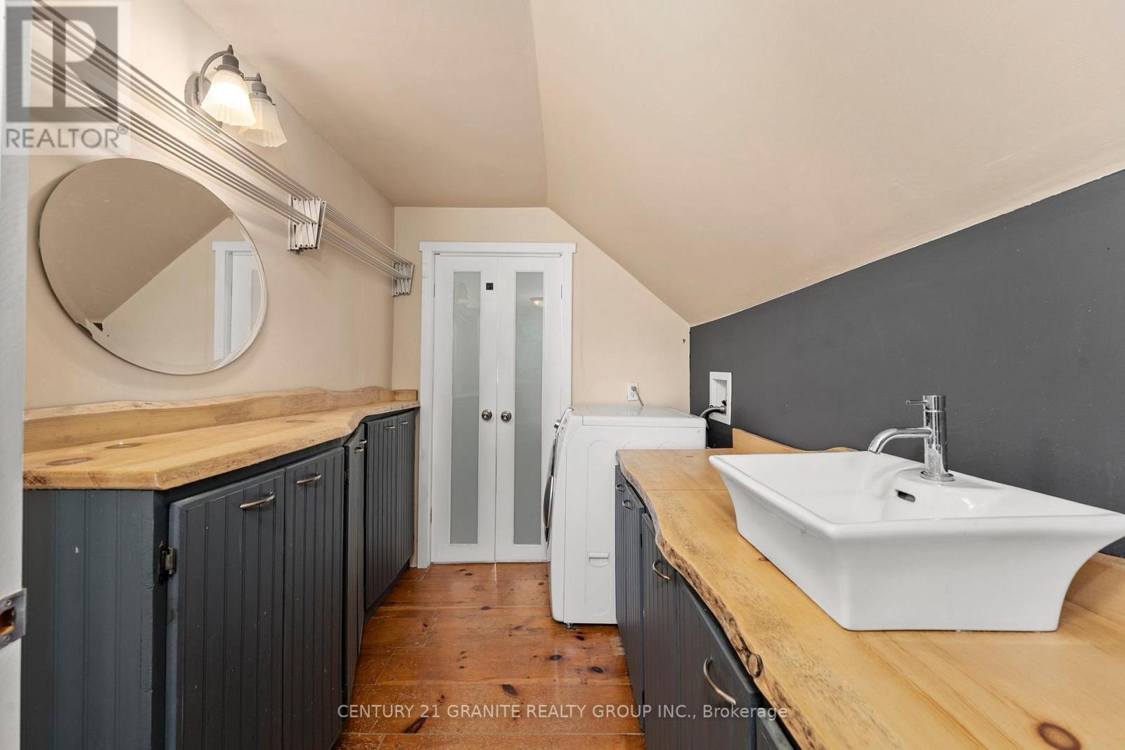 291 Hillsview Road, Hastings Highlands (Monteagle Ward), Ontario  K0L 2S0 - Photo 22 - X12307918