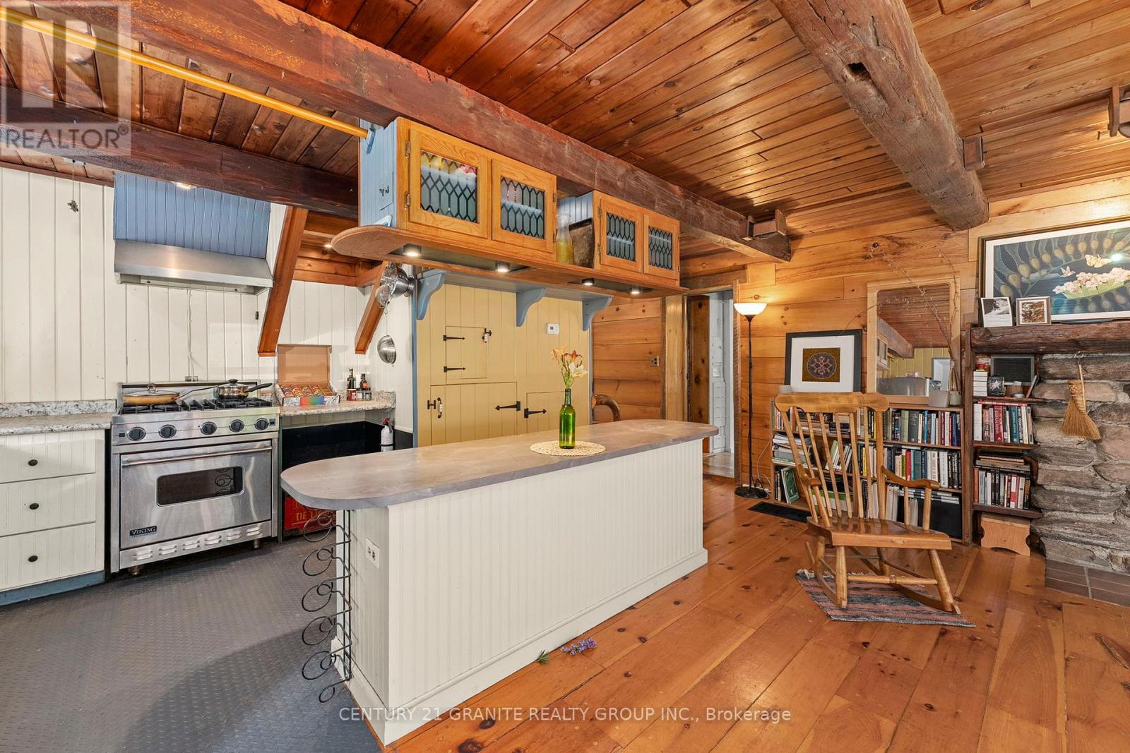291 Hillsview Road, Hastings Highlands (Monteagle Ward), Ontario  K0L 2S0 - Photo 3 - X12307918