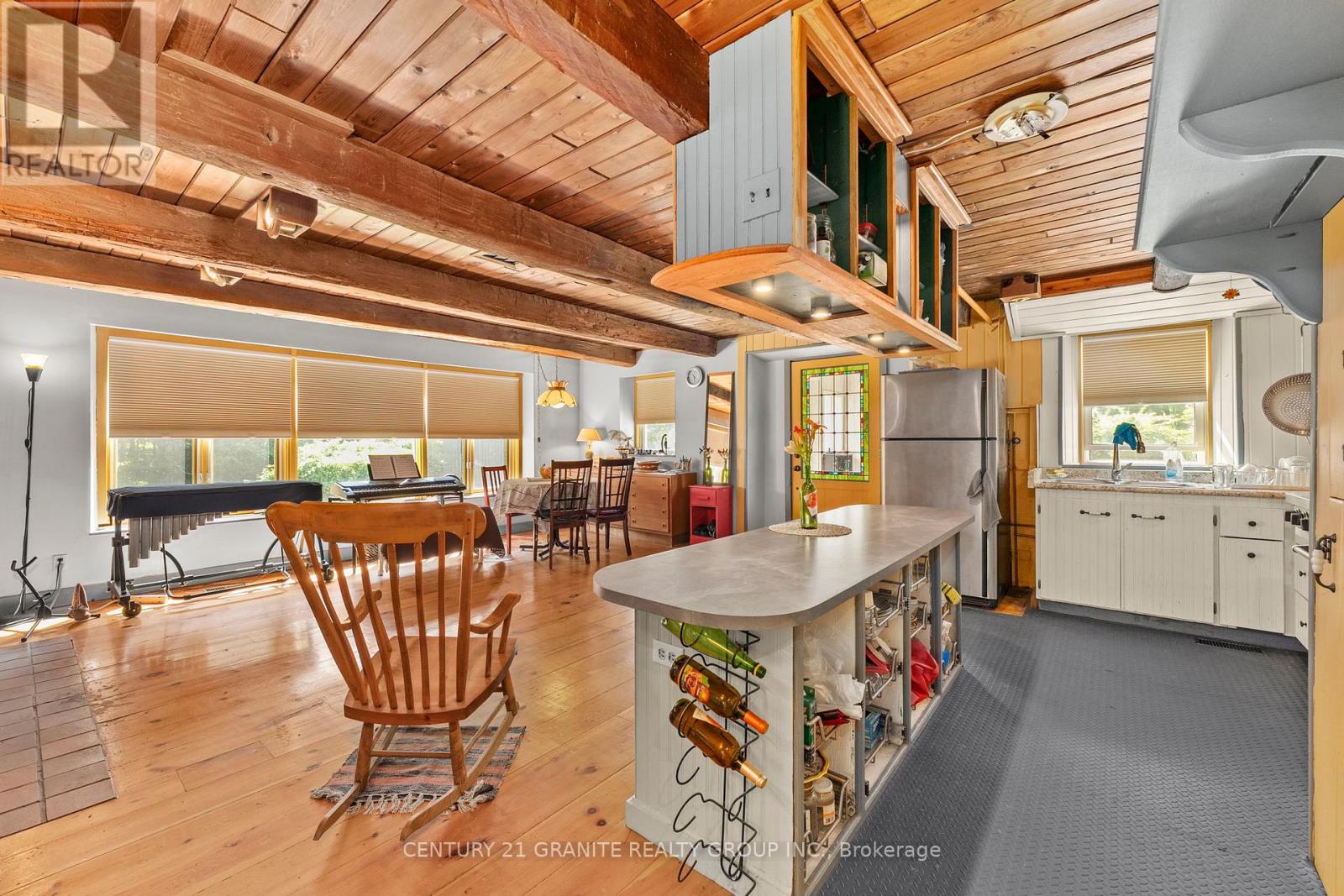 291 Hillsview Road, Hastings Highlands (Monteagle Ward), Ontario  K0L 2S0 - Photo 8 - X12307918