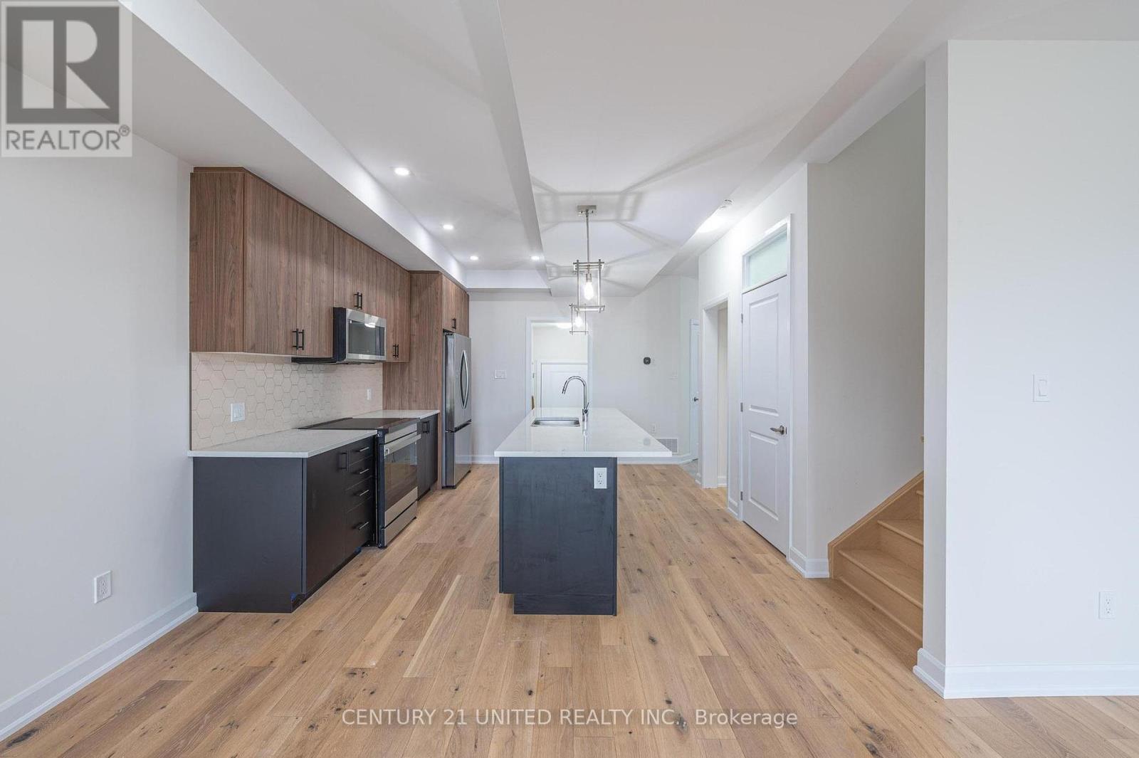 311 Mullighan Gardens, Peterborough North (North), Ontario  K9K 0H2 - Photo 9 - X12307997