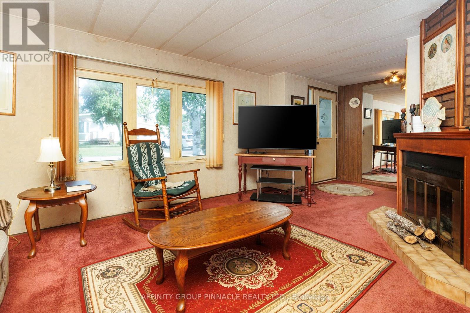 15 Circle Drive, Kawartha Lakes (Lindsay), Ontario  K9V 0H7 - Photo 18 - X12308174