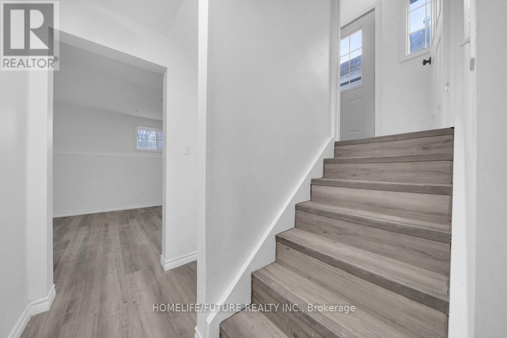 453 Crystal Drive, Peterborough South (East), Ontario  K9J 8L3 - Photo 20 - X12308027