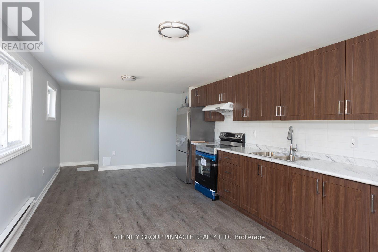 3 - 26 Stoney Creek Road, Kawartha Lakes (Ops), Ontario  K9V 4R4 - Photo 4 - X12308252