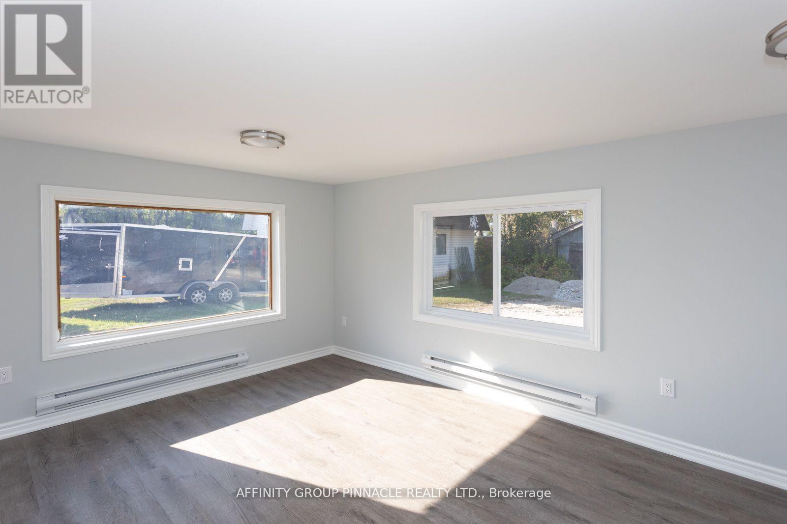 3 - 26 Stoney Creek Road, Kawartha Lakes (Ops), Ontario  K9V 4R4 - Photo 5 - X12308252