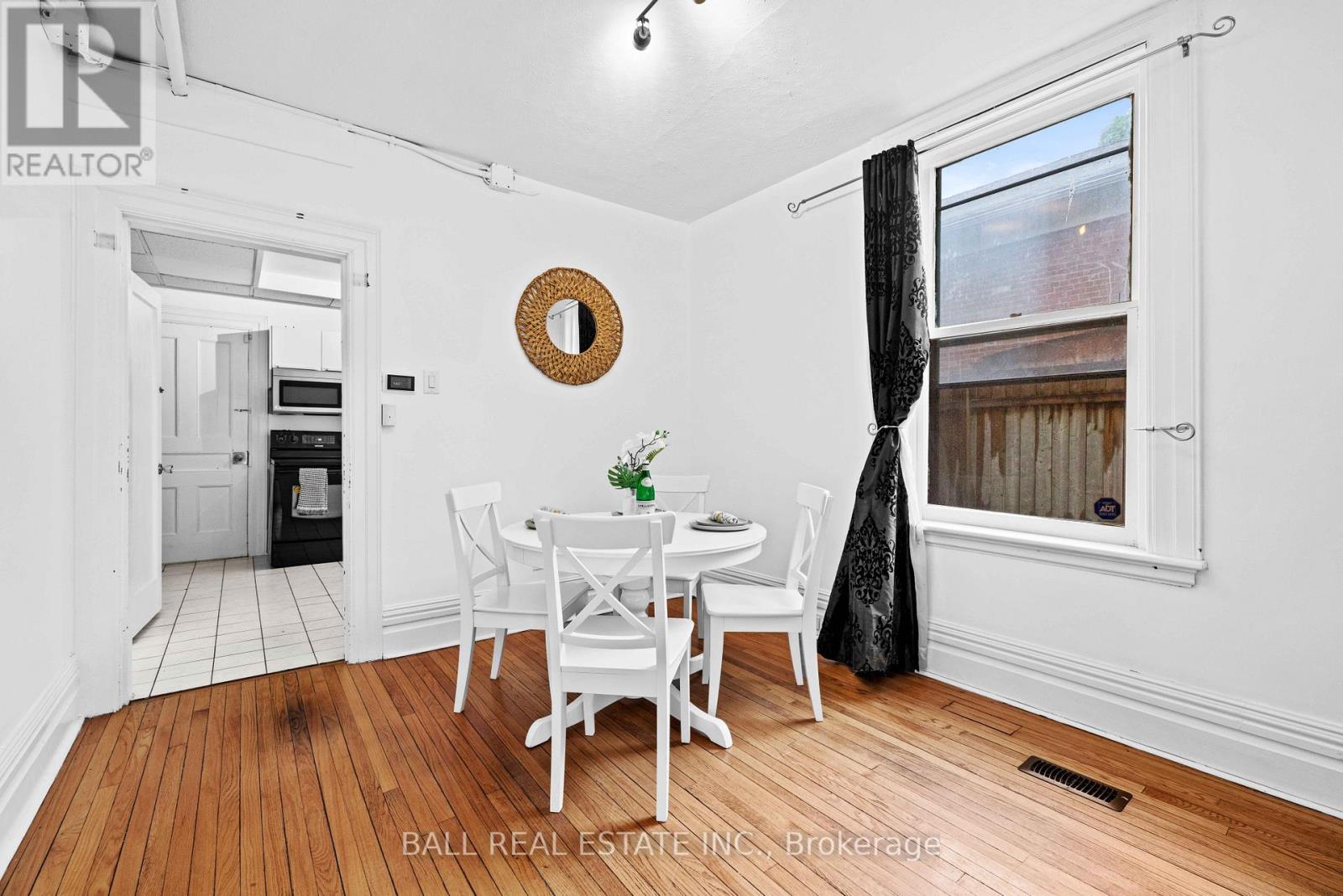 78 Mcdonnel Street, Peterborough Central (North), Ontario  K9H 2V7 - Photo 10 - X12308519